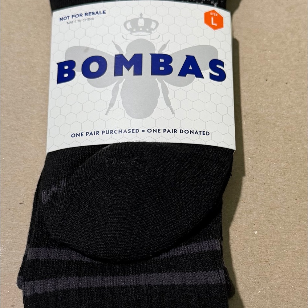 3 pairs Bombas Black and Dark Gray Striped Ankle Socks - Large
